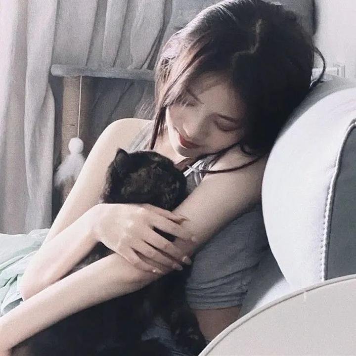 高中锋，矮教练